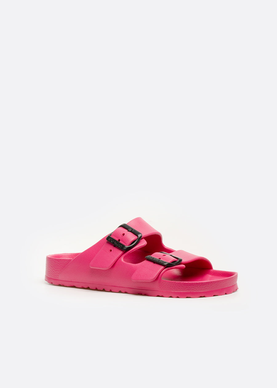 Magenta sandal with adjustable metal buckles