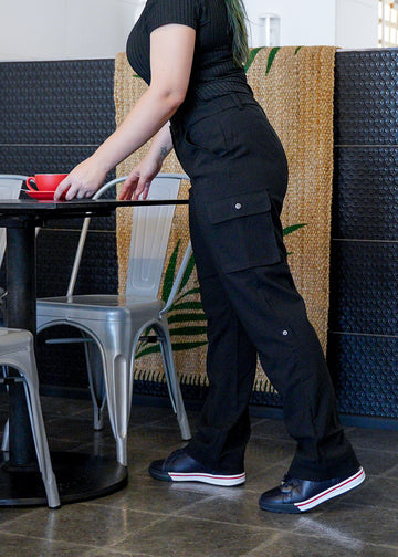 Flex and Move™ women's cargo pant