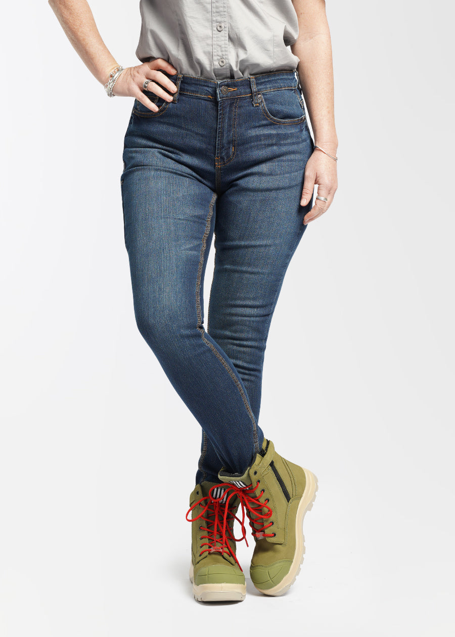 https://www.shewear.com.au/cdn/shop/products/hard-yakka-jeans-front_1024x.jpg?v=1663308585
